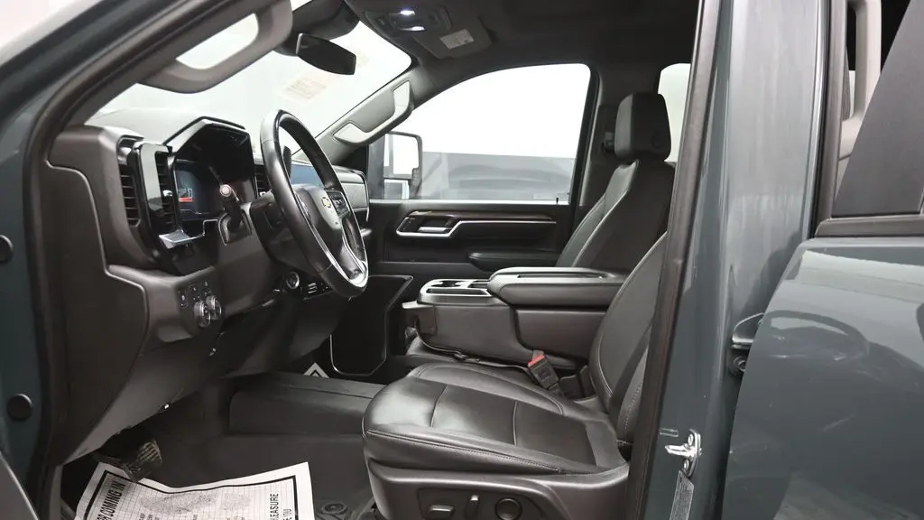 2025 Chevrolet Silverado 2500HD LT