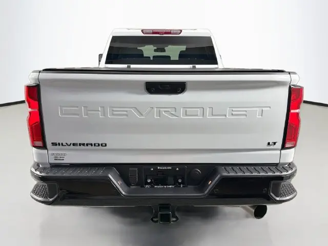 2026 Chevrolet Silverado Hd - $64,000