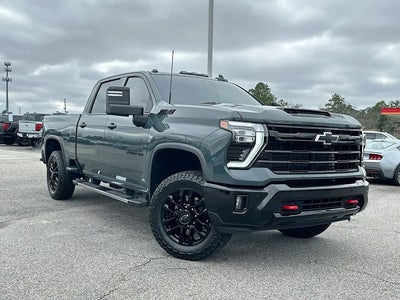 2025 Chevrolet Silverado 2500HD 4X4 LTZ 4DR Crew Cab SB