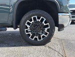 2026 Silverado 2500HD Thumbnail 32