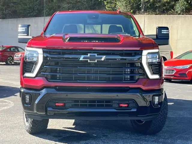 2026 Chevrolet Silverado Hd - $66,990