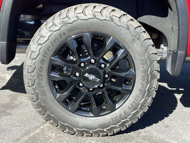 2026 Chevrolet Silverado Hd - $66,990