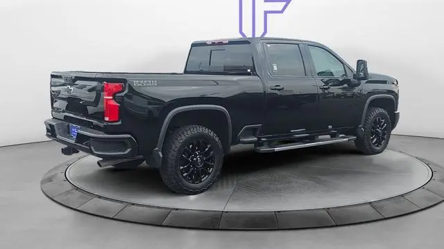2025 Chevrolet Silverado 2500HD LTZ