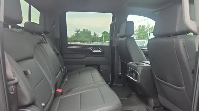 2025 Chevrolet Silverado 2500HD LTZ