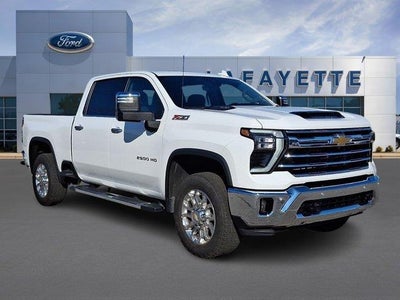 2025 Chevrolet Silverado 2500HD 4X4 LTZ 4DR Crew Cab SB