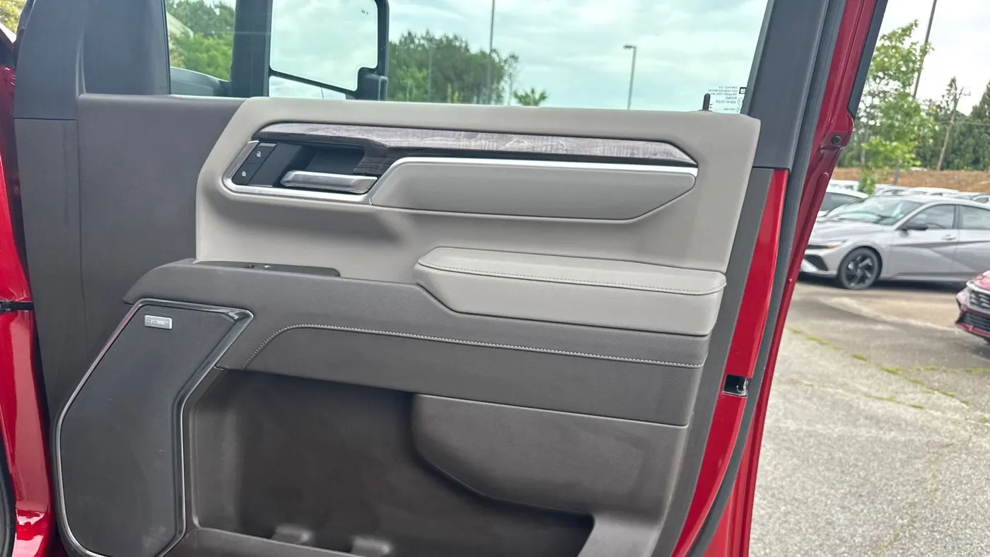 2025 Chevrolet Silverado 2500HD LTZ