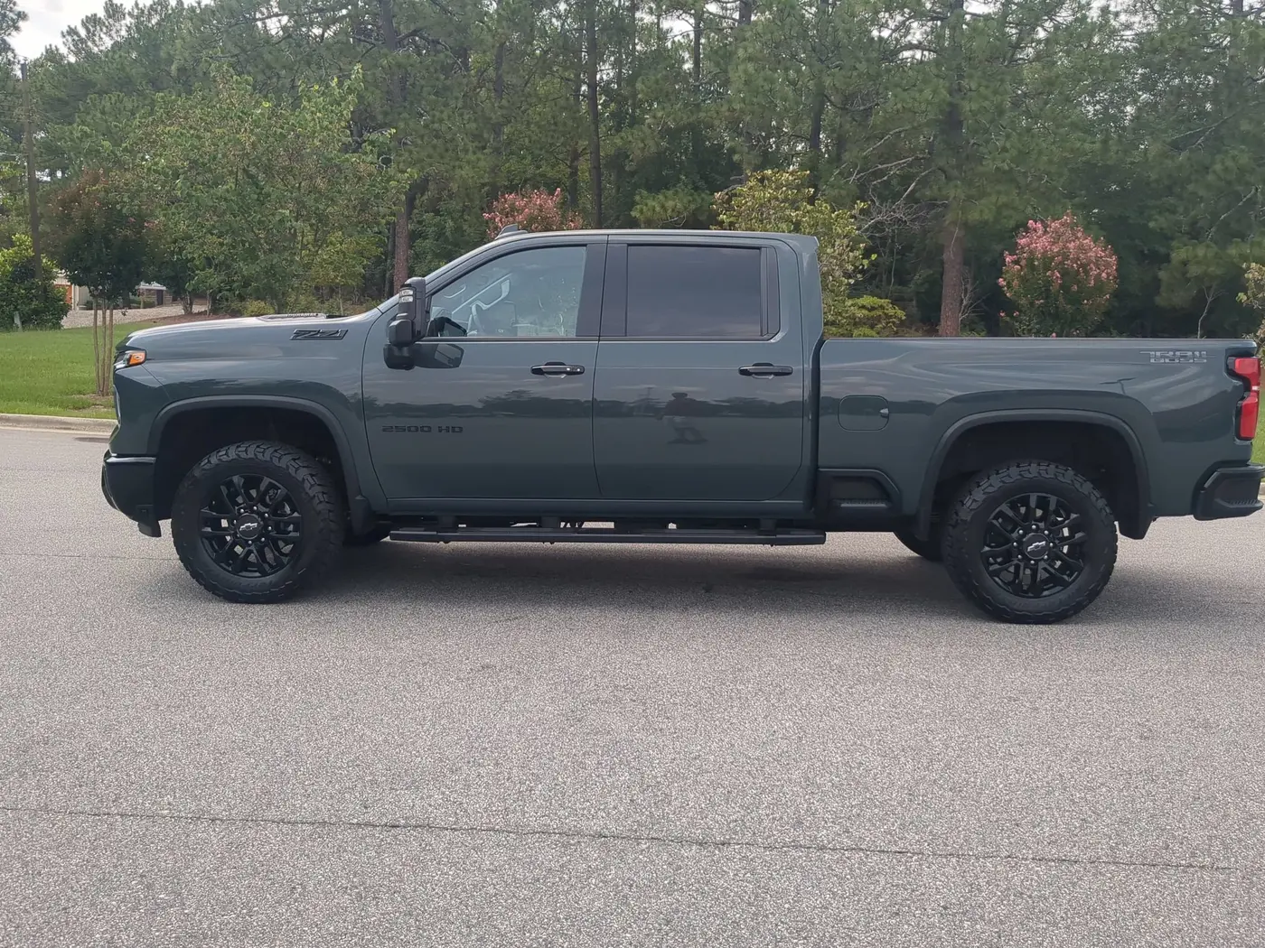 2026 Chevrolet Silverado Hd - $74,512