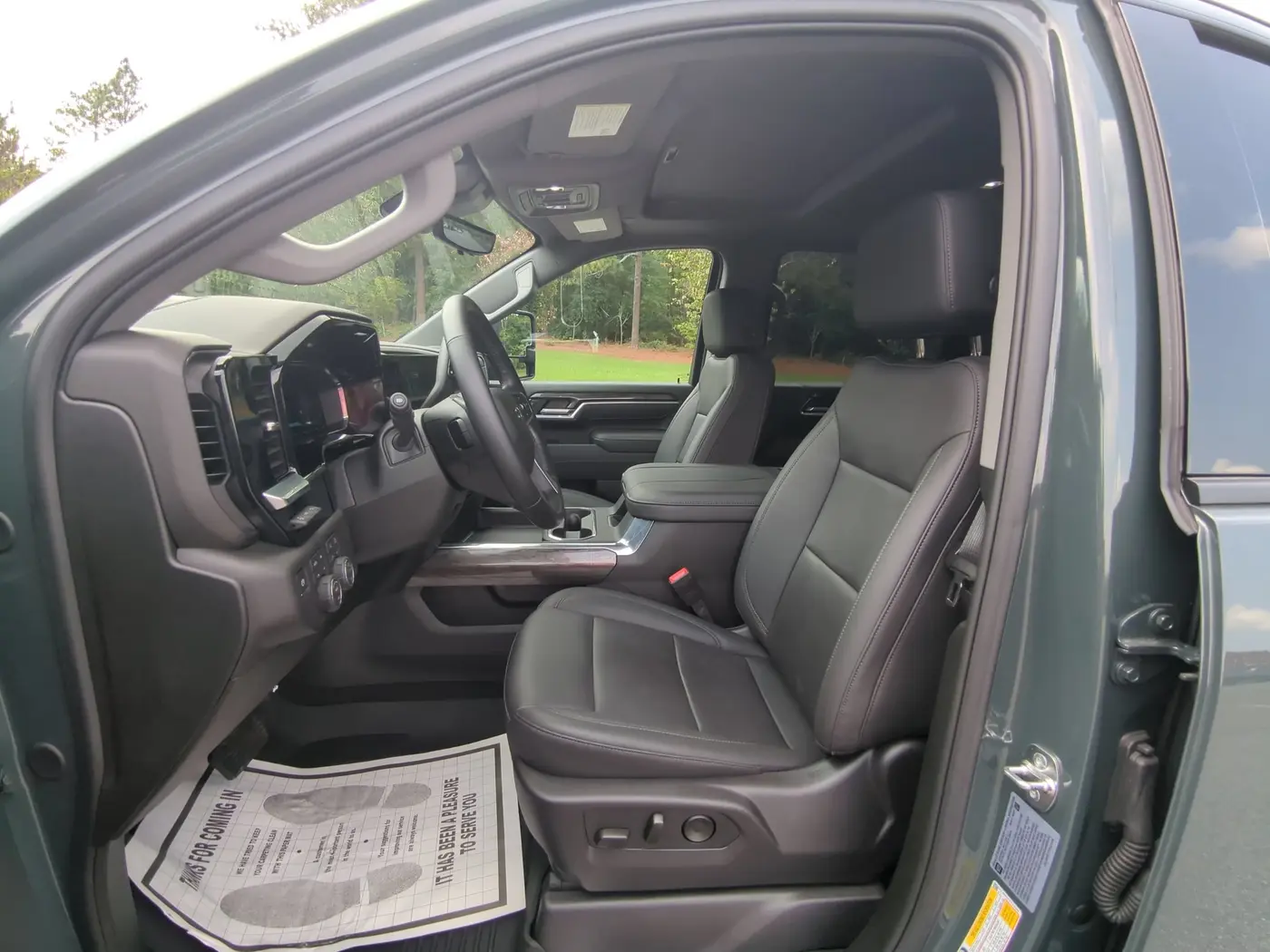 2026 Chevrolet Silverado Hd - $74,512