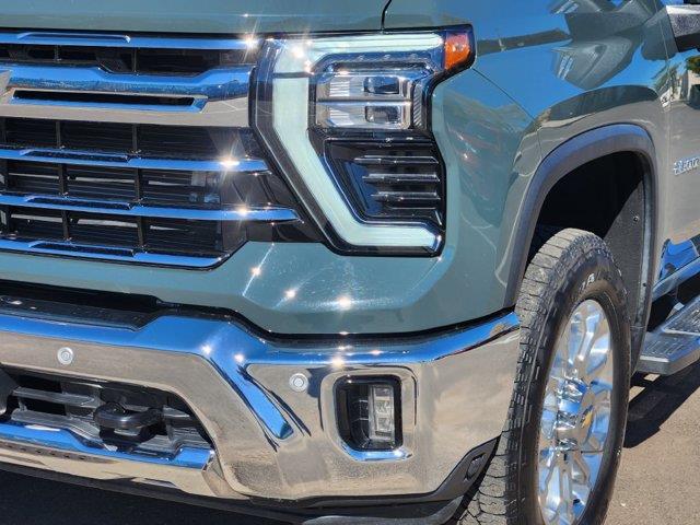 2025 Chevrolet Silverado Hd - $68,476