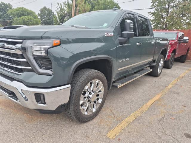 2026 Chevrolet Silverado Hd - $69,000