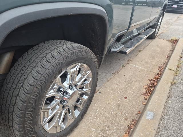 2026 Chevrolet Silverado Hd - $69,000