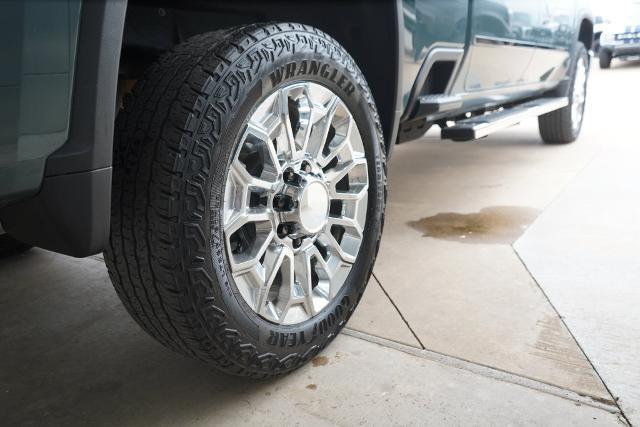 2026 Chevrolet Silverado Hd - $68,000