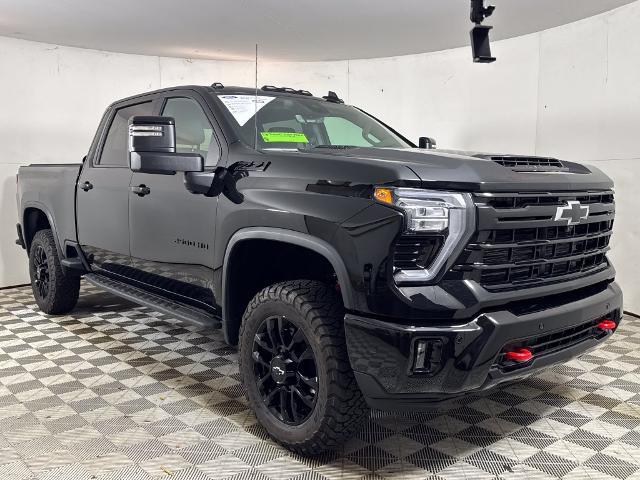 2026 Chevrolet Silverado Hd - $73,900