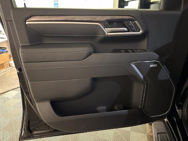 2026 Chevrolet Silverado Hd - $73,900