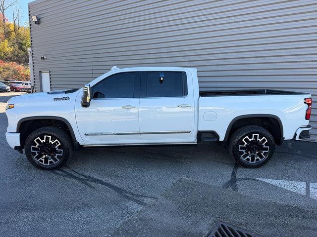 2026 Chevrolet Silverado Hd - $79,993