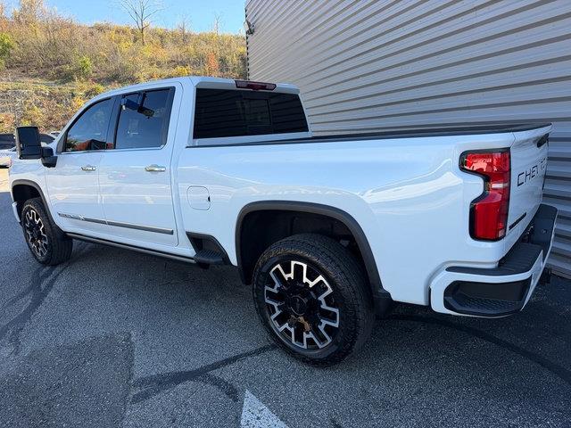 2026 Chevrolet Silverado Hd - $79,993