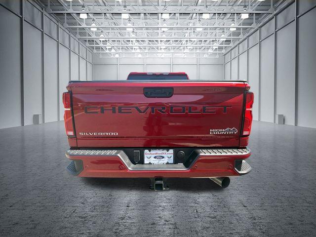 2026 Chevrolet Silverado Hd - $77,250