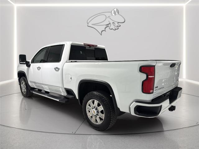 2026 Chevrolet Silverado Hd - $75,500