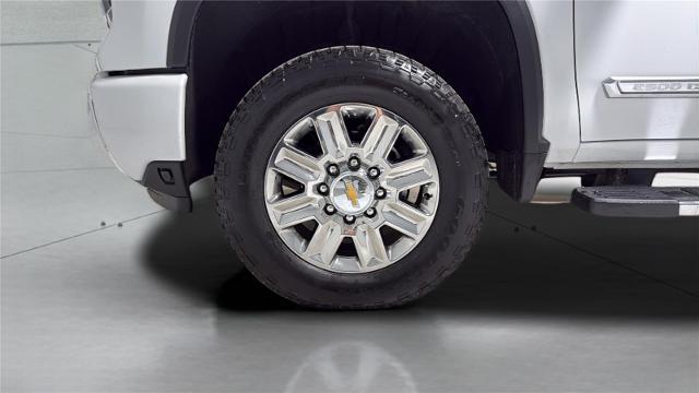 2026 Chevrolet Silverado Hd - $75,500