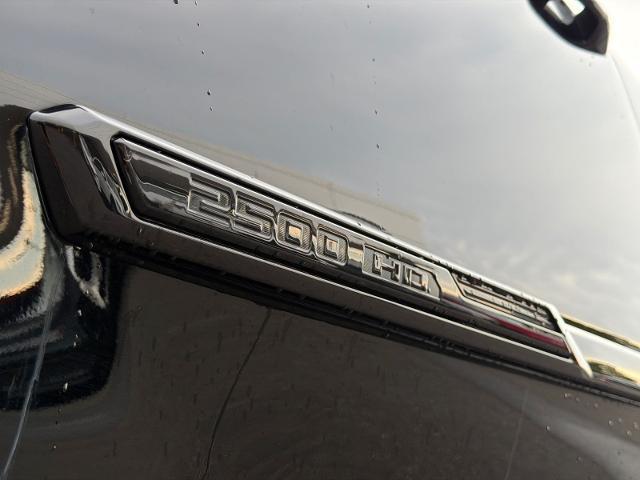 2026 Chevrolet Silverado Hd - $82,000