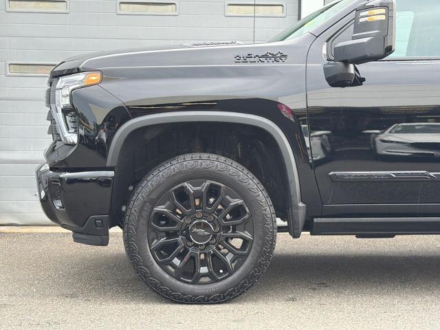 2026 Chevrolet Silverado Hd - $81,000