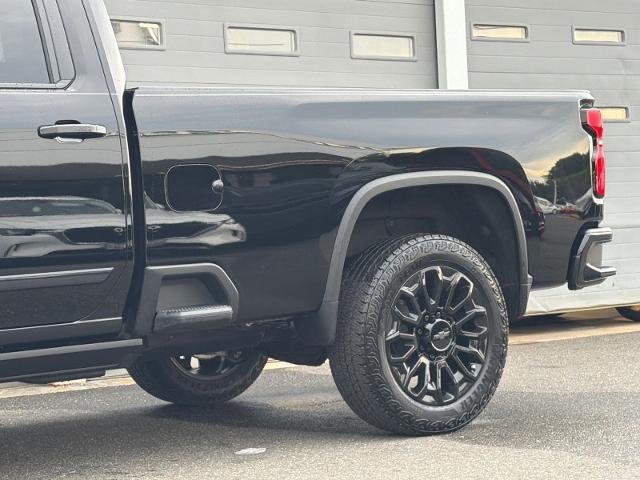 2026 Chevrolet Silverado Hd - $81,000