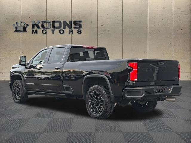 2026 Chevrolet Silverado Hd - $81,000