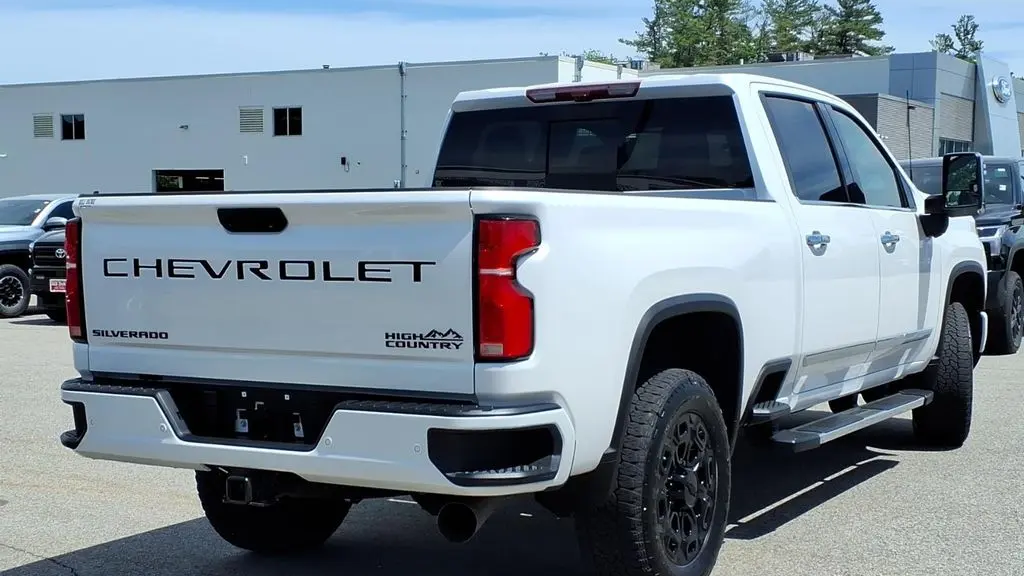 2025 Chevrolet Silverado 2500HD High Country