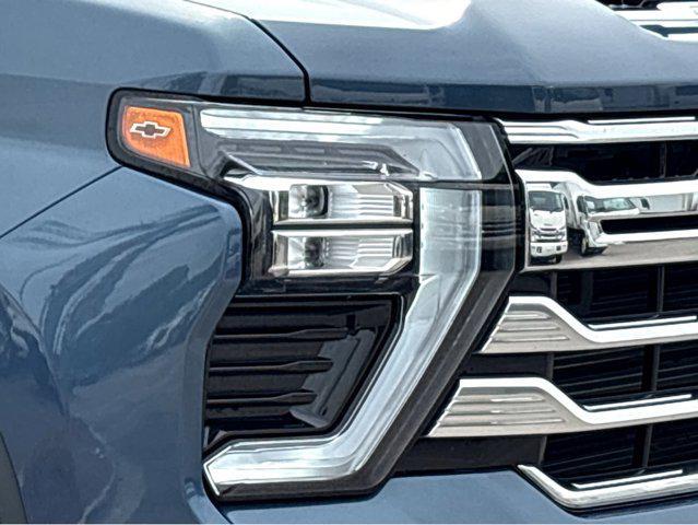 2025 Chevrolet Silverado Hd - $74,865