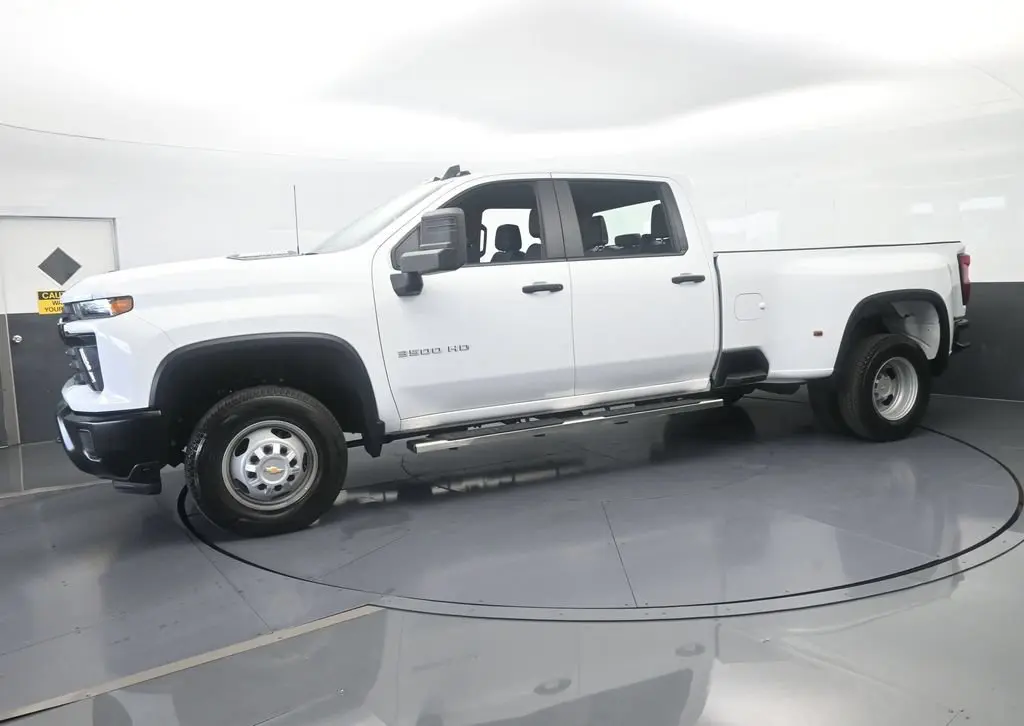 2026 Chevrolet Silverado Hd - $61,767