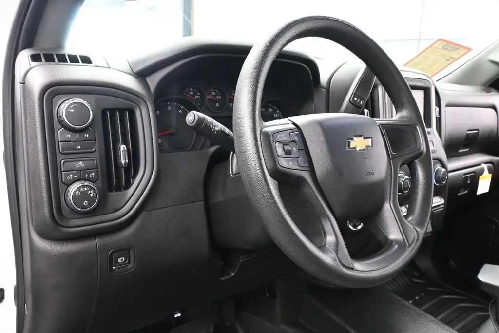 2026 Chevrolet Silverado Hd - $61,767