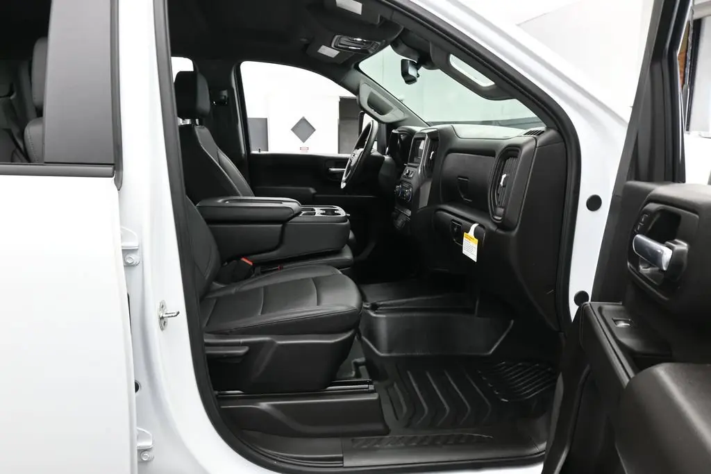 2026 Chevrolet Silverado Hd - $61,767
