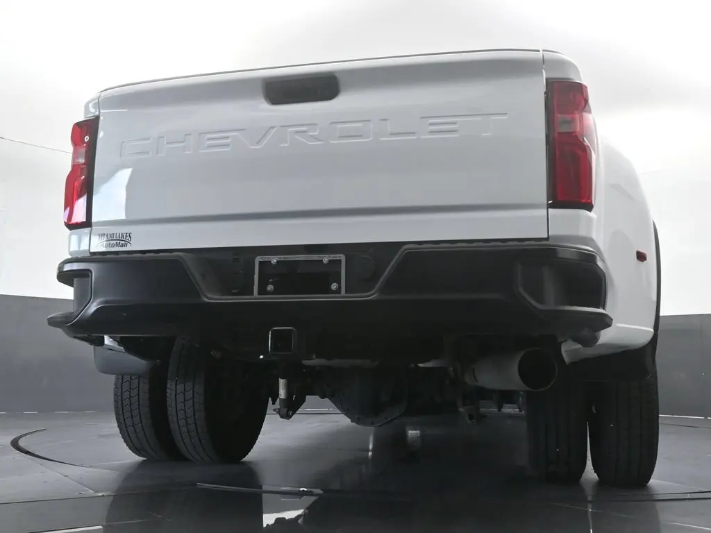 2026 Chevrolet Silverado Hd - $61,767