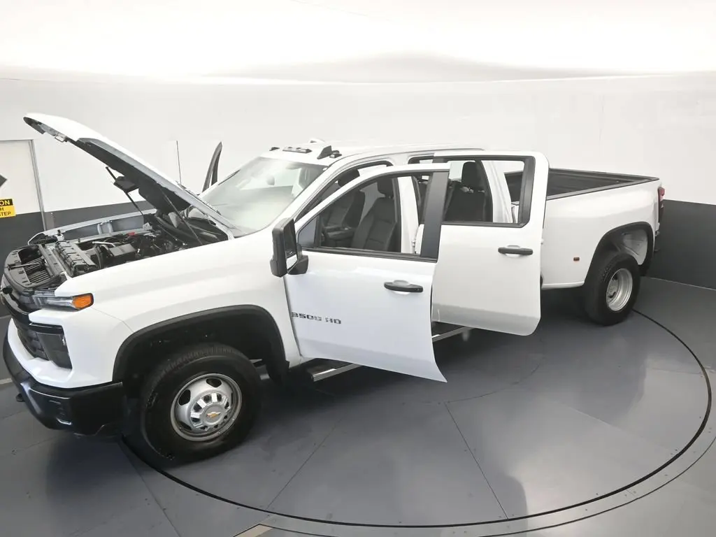 2026 Chevrolet Silverado Hd - $61,767