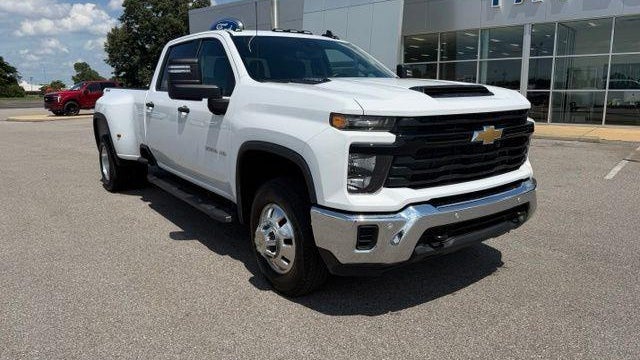 2025 Chevrolet Silverado 3500HD Work Truck