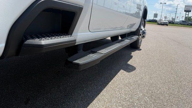2025 Chevrolet Silverado 3500HD Work Truck