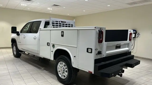 2025 Chevrolet Silverado 3500HD LT