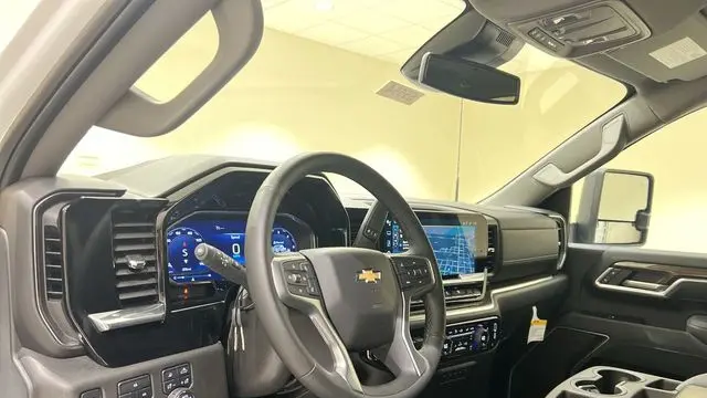 2025 Chevrolet Silverado 3500HD LT