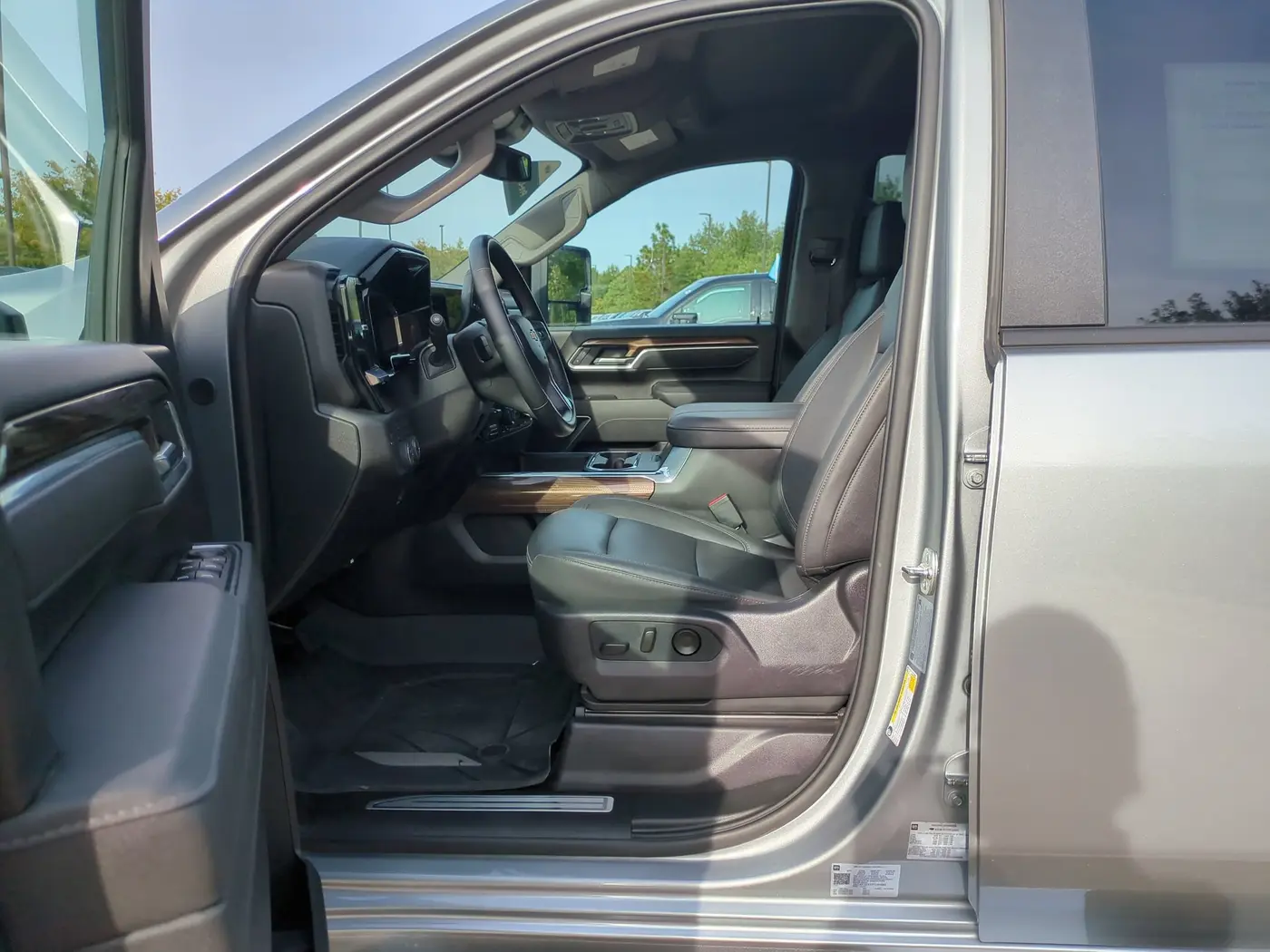 2026 Chevrolet Silverado Hd - $67,592