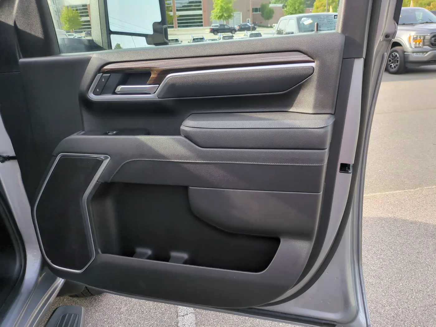 2026 Chevrolet Silverado Hd - $67,592