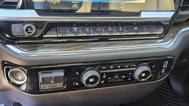2025 Chevrolet Silverado 3500HD LT