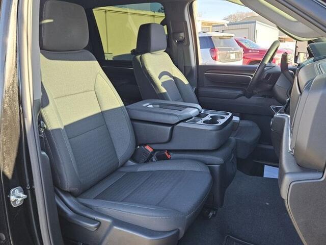 2025 Chevrolet Silverado Hd - $61,995