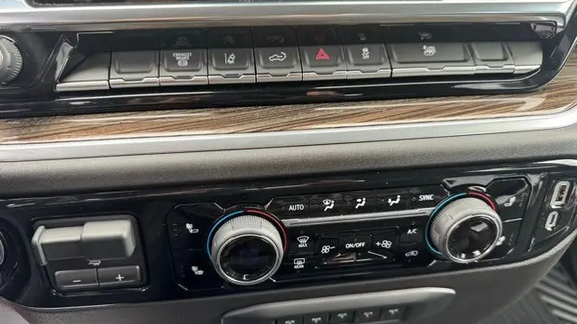 2025 Chevrolet Silverado 3500HD LT
