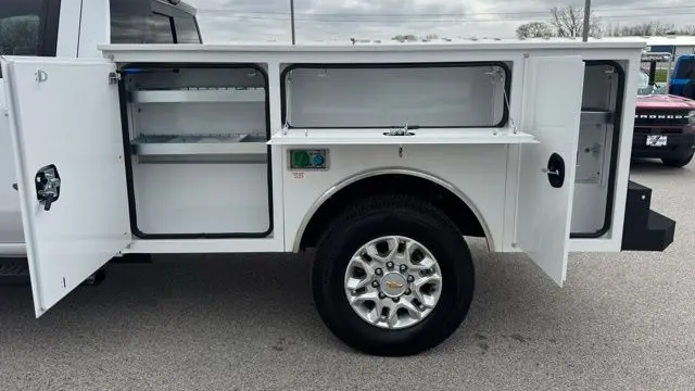 2025 Chevrolet Silverado 3500HD LT
