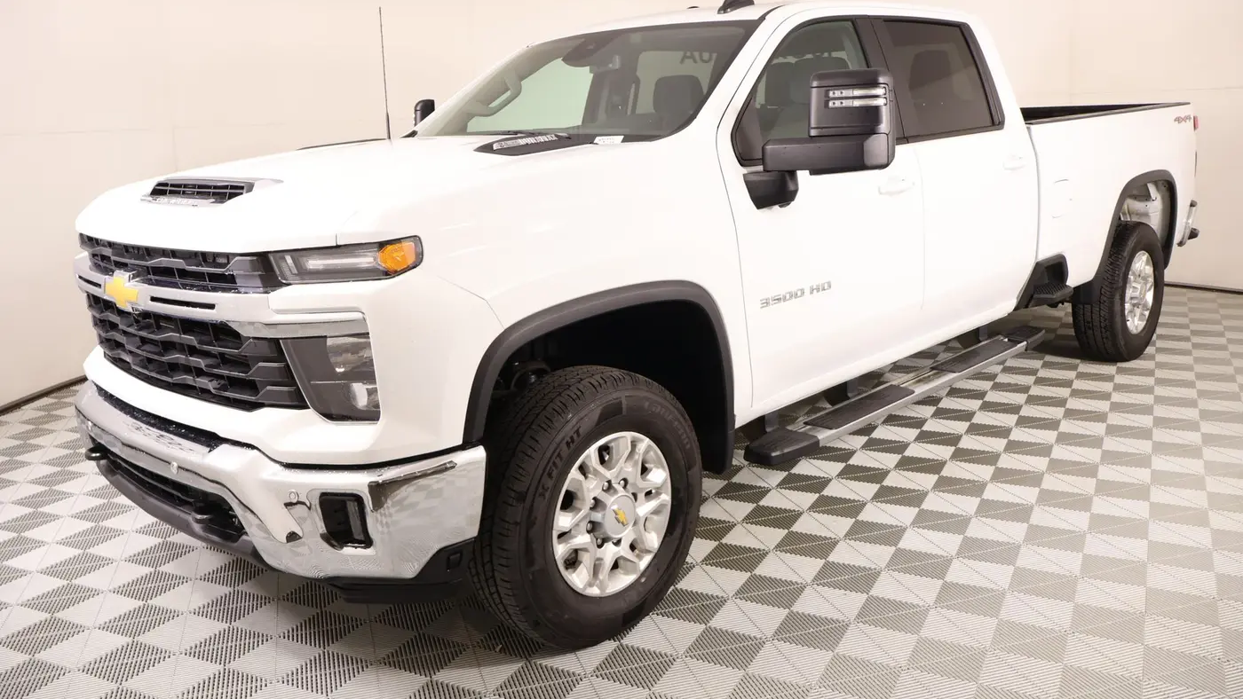 2025 Chevrolet Silverado 3500HD LT