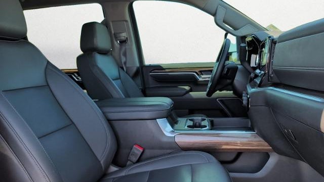 2025 Chevrolet Silverado 3500HD LT