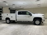 2025 Silverado 3500HD Thumbnail 4