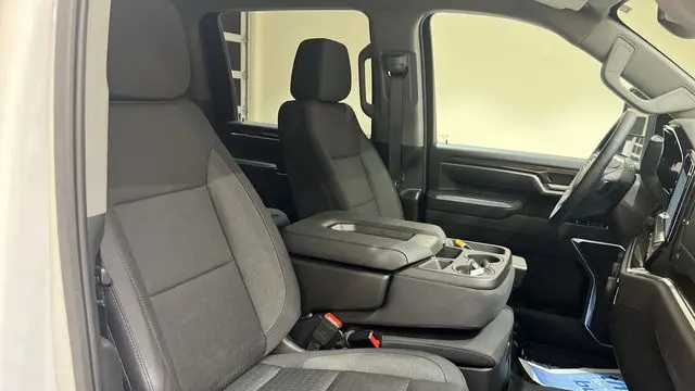 2025 Chevrolet Silverado 3500HD LT