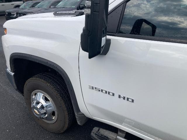 2026 Chevrolet Silverado Hd - $69,715