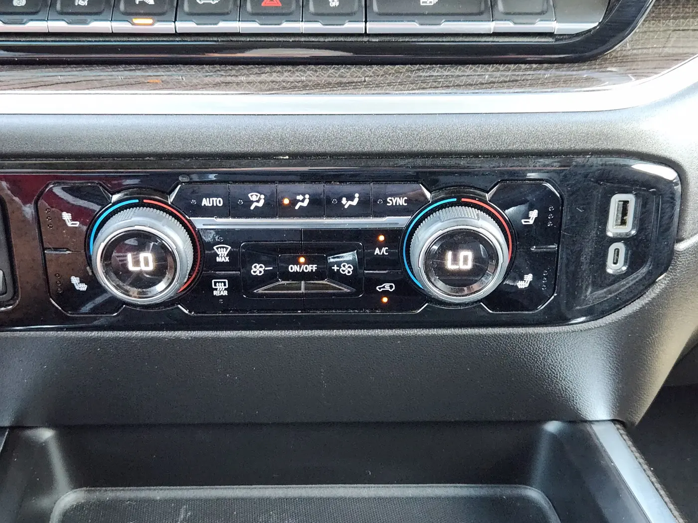 2026 Chevrolet Silverado Hd - $66,919